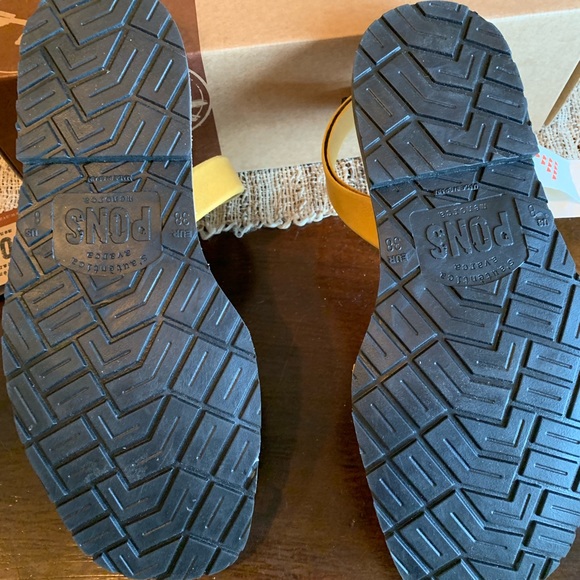 ⭐️HP!⭐️ Pons Avarcas Classic in Saffron - Picture 4 of 5